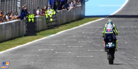 Rossi taglia il traguardo a Jerez