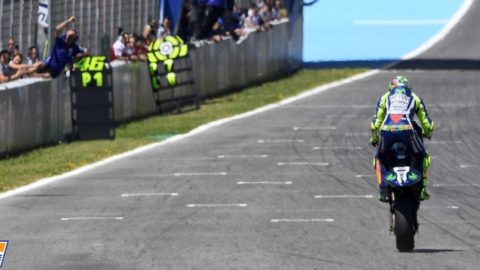 Rossi taglia il traguardo a Jerez